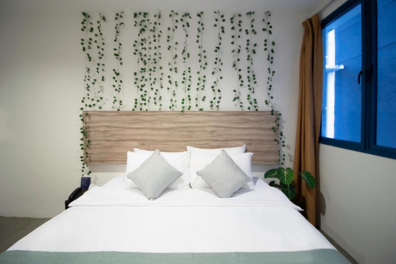 Victoria A Nuve Group Collection Hotel Singapore