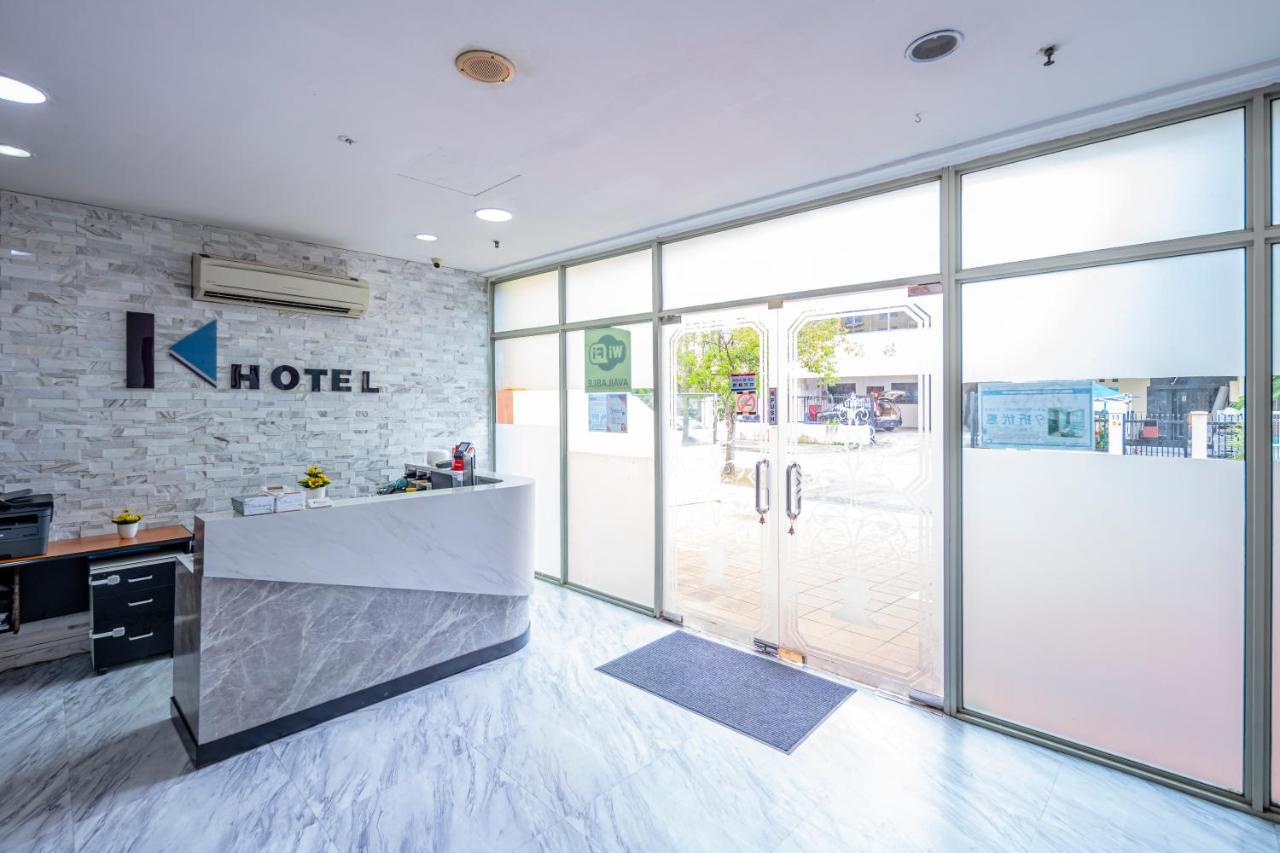 K 12 Hotel