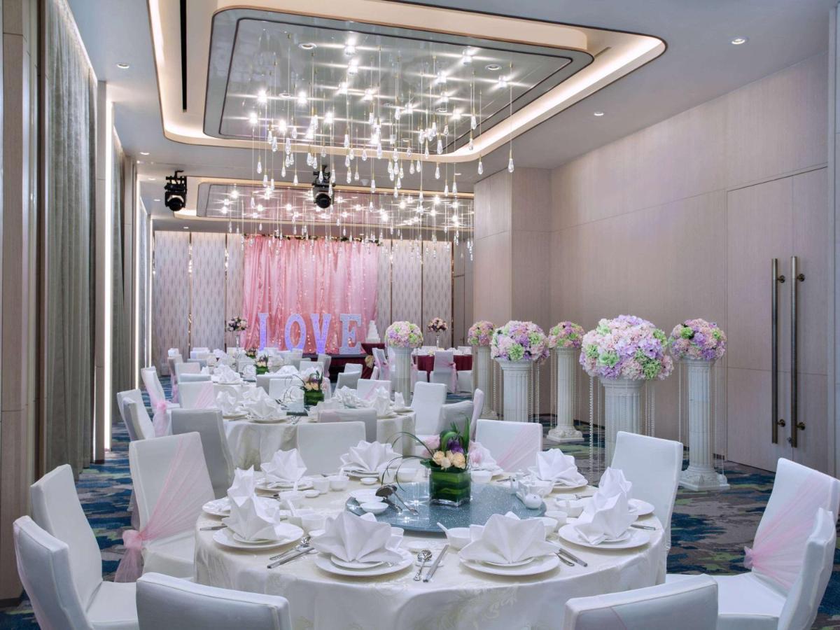 Hotel Mercure Bugis 4*