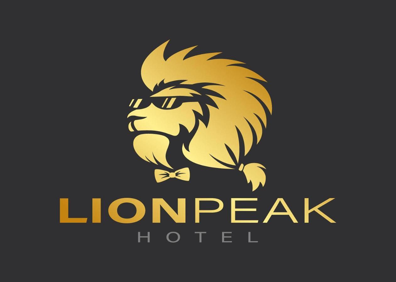 Hotel Lion Peak Hamilton 3*