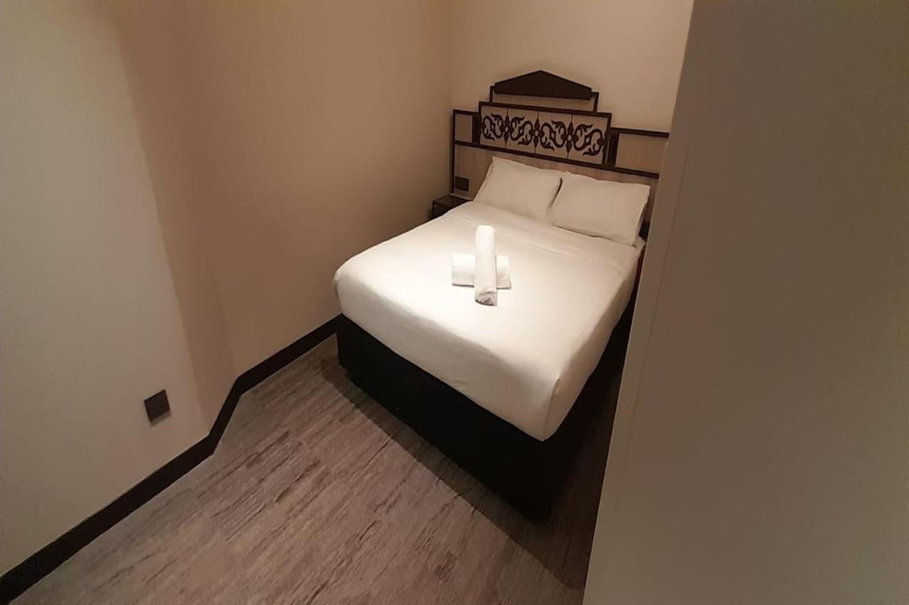 Lion Peak Hamilton Singapore