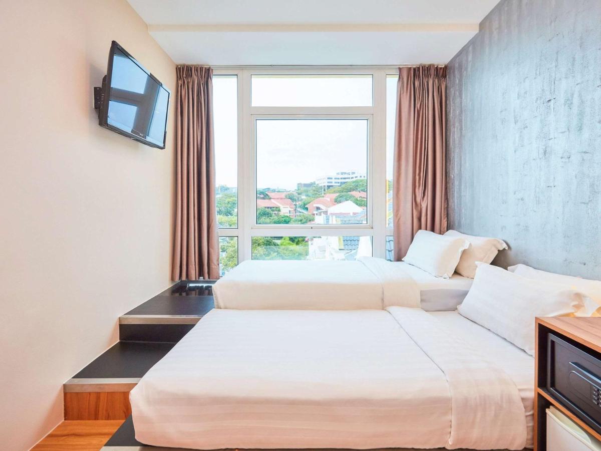Ibis Budget West Coast Hotel Singapore