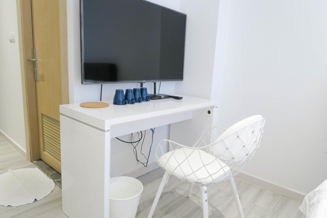 Comfy 6 By Ong Realty * Singapore