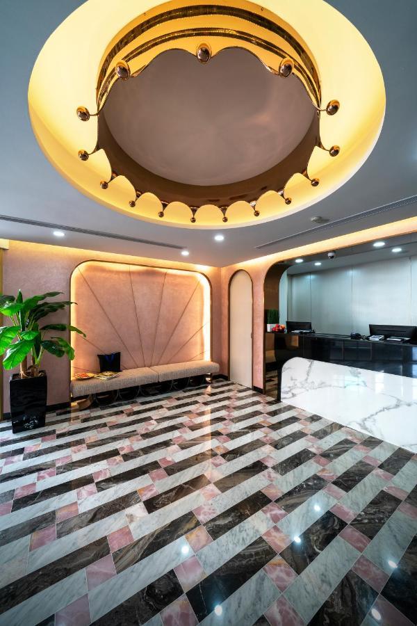 81 Premier Princess Hotel 2*