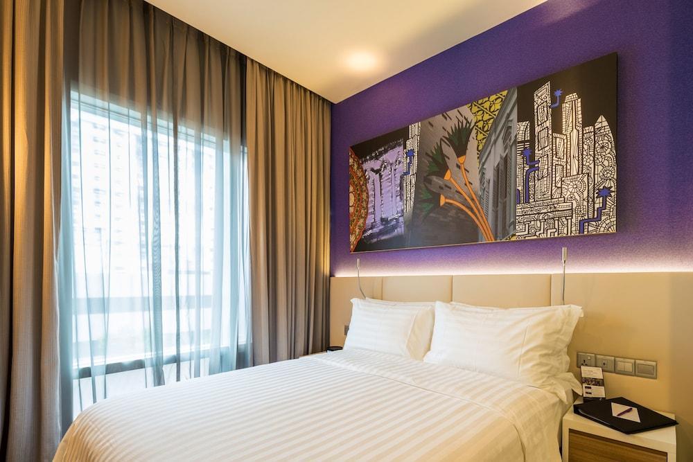 Hotel Mercure Bugis 4*