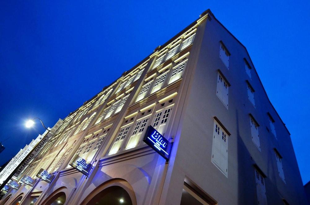 Bliss Hotel Singapore
