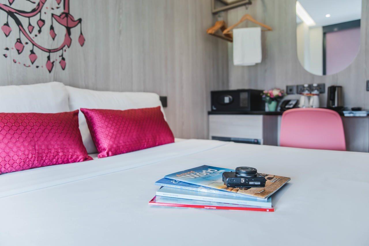 Hotel 81 Premier Princess Singapura