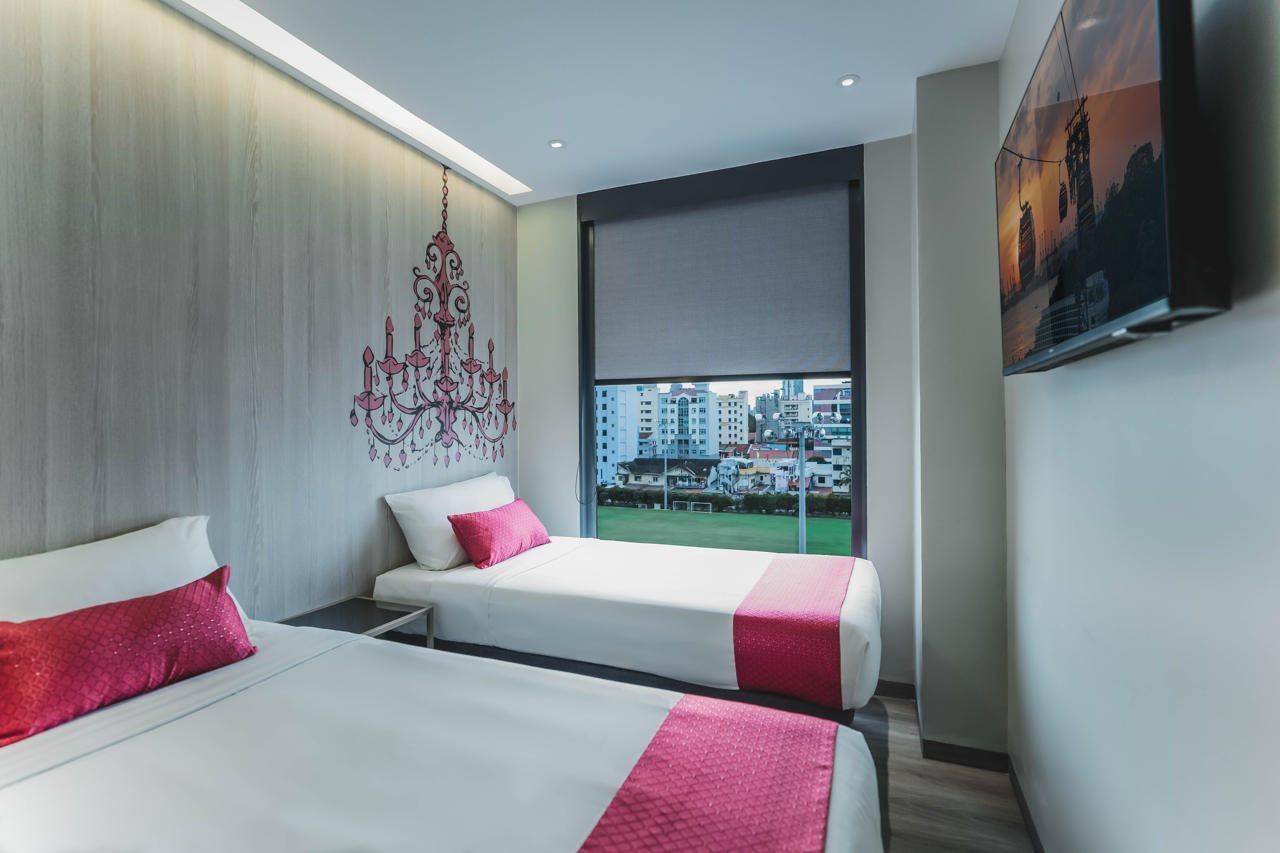 81 Premier Princess Hotel 2*