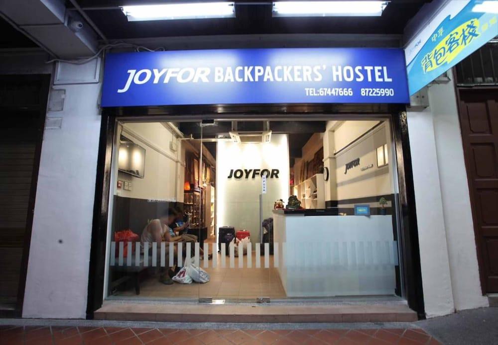 Joyfor Backpackers' Singapore