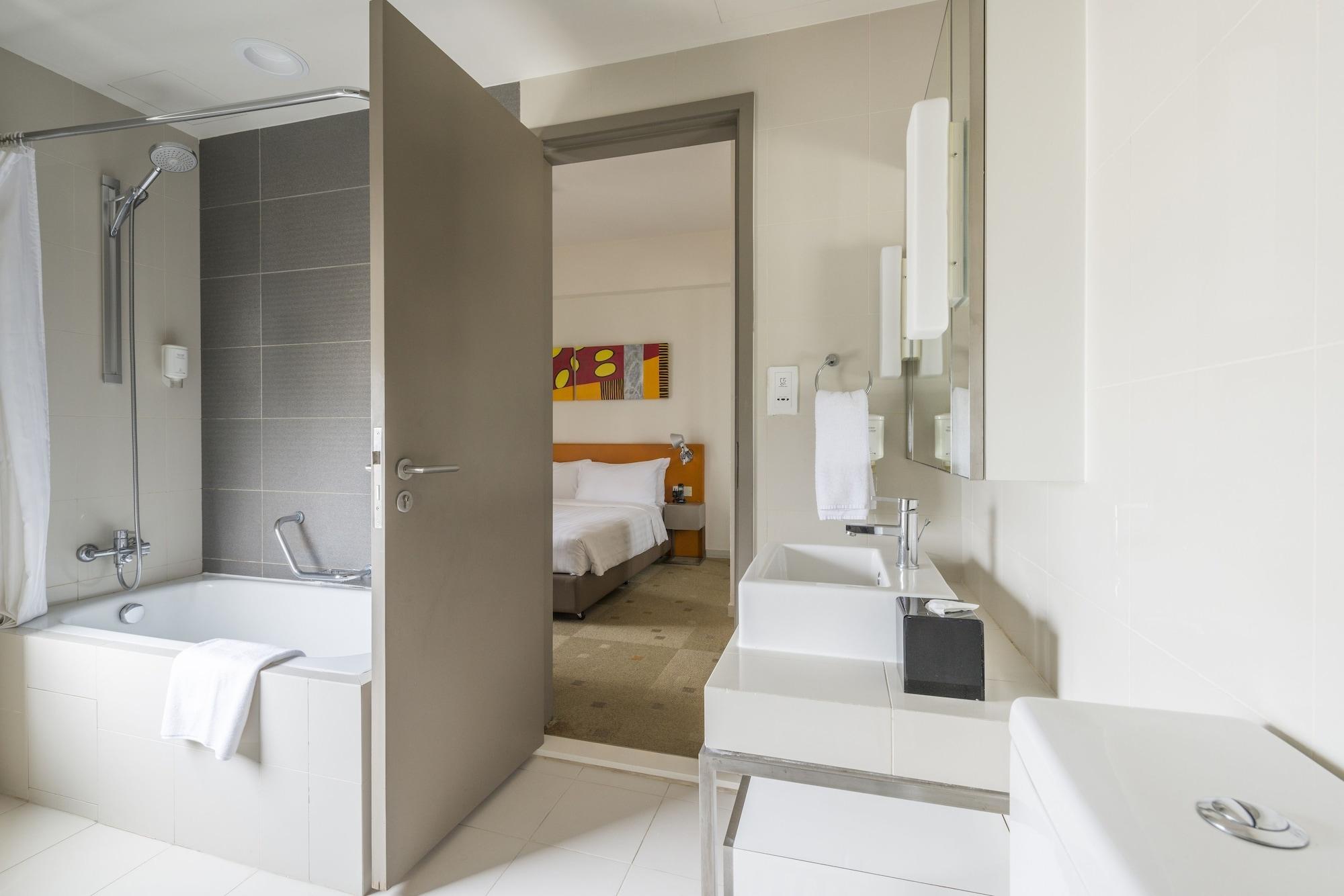 Citadines Mount Sophia Aparthotel