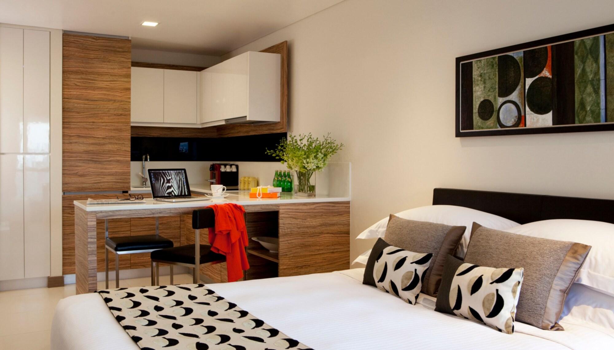Novotel Living Orchard Aparthotel