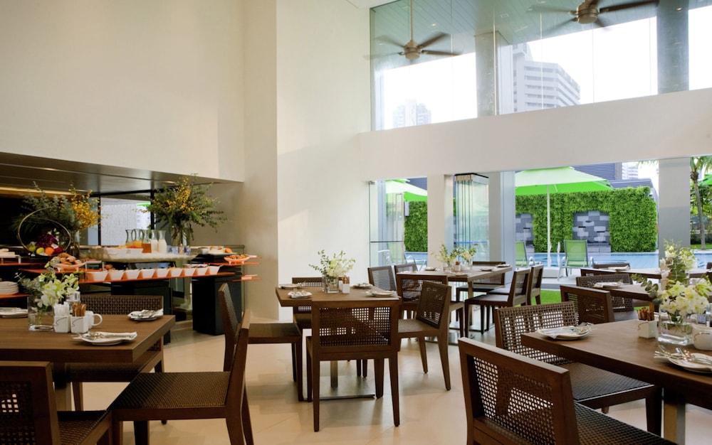 Novotel Living Orchard 4*