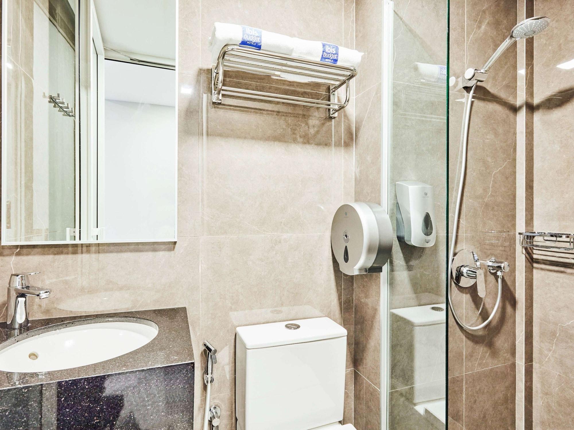 Ibis Budget Ametrine Hotel