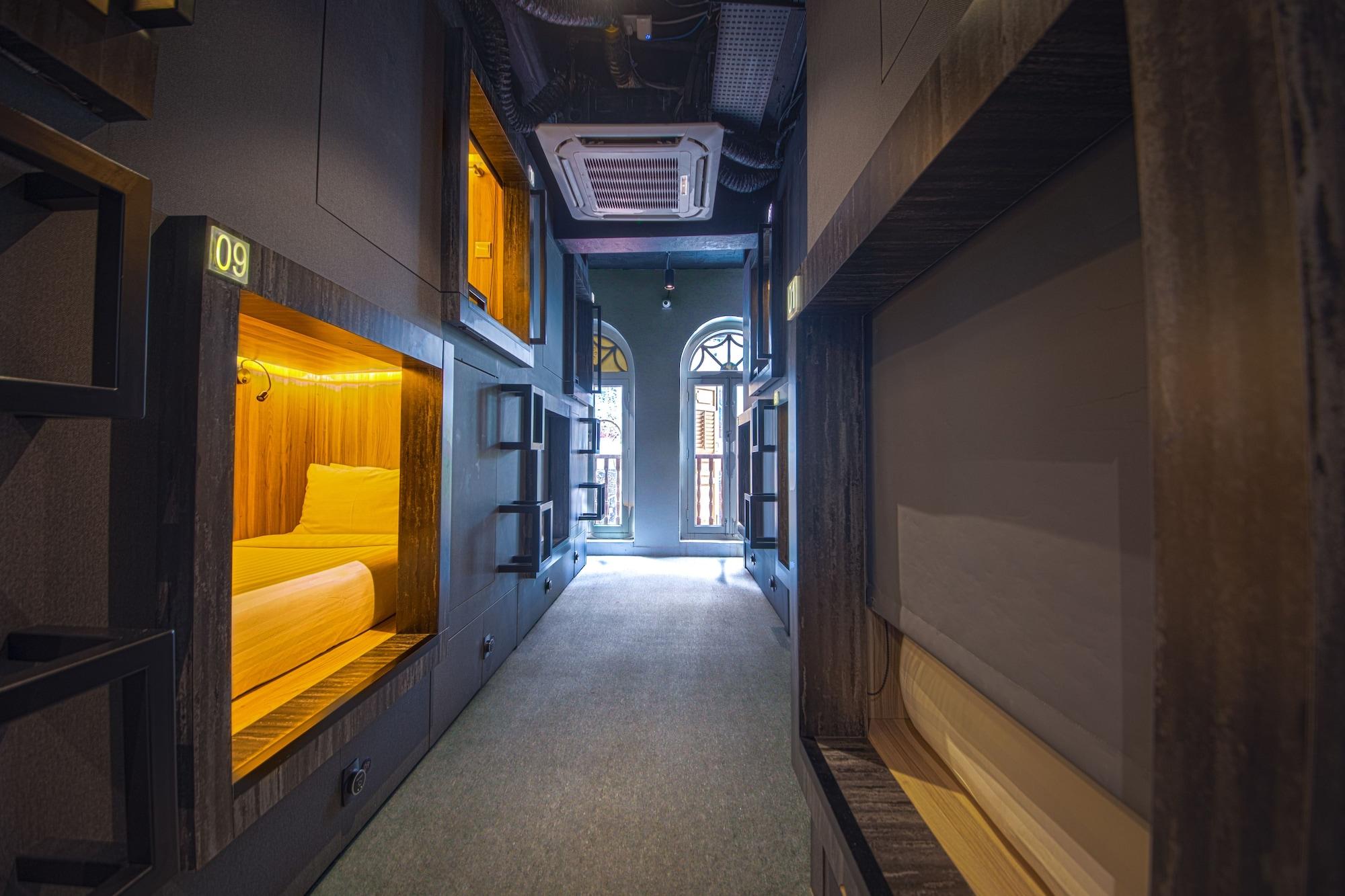 Hotel Cube Boutique Capsule Singapore