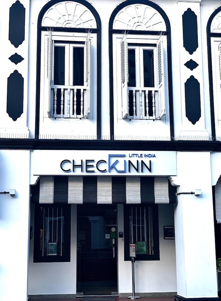 Check-Inn At Little India Hotel