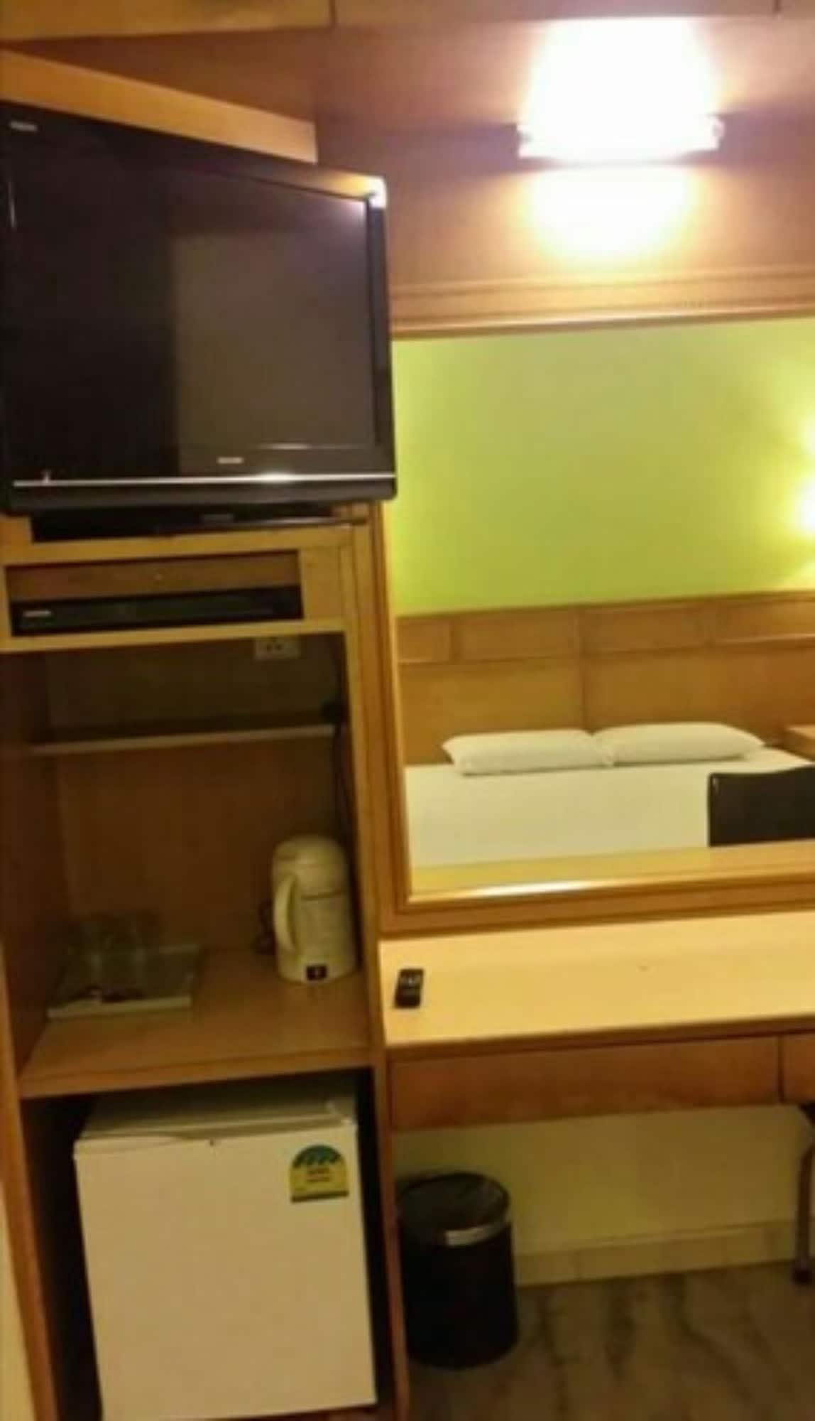 Bright Star Hotel