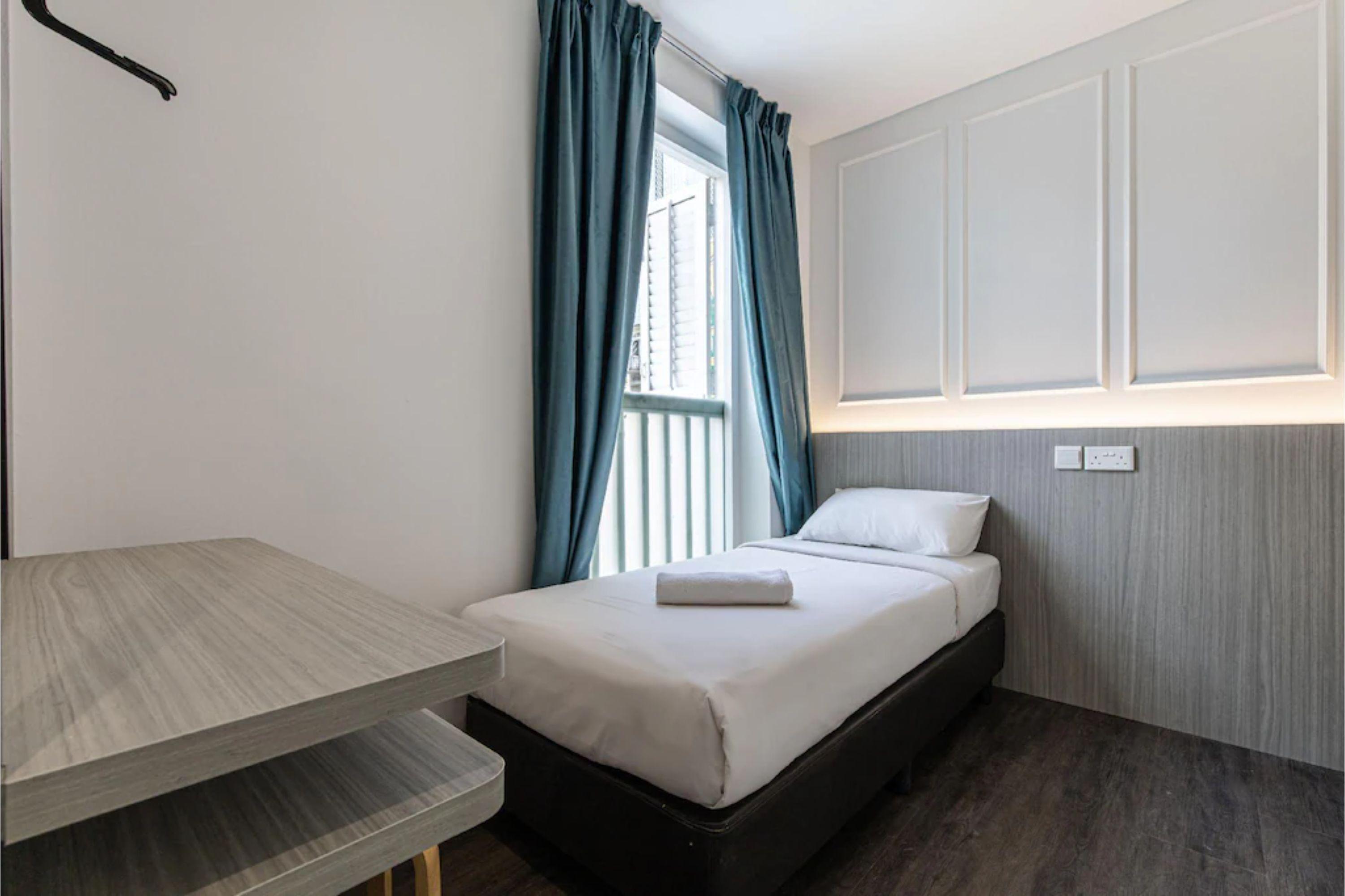 Philip 3* Singapura