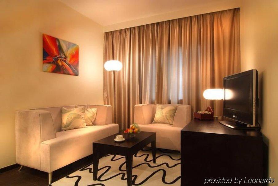 Hotel Link