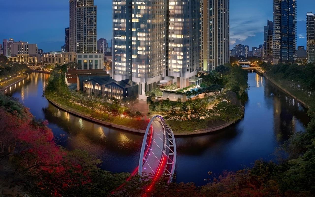 Fraser River Promenade, Aparthotel 5*