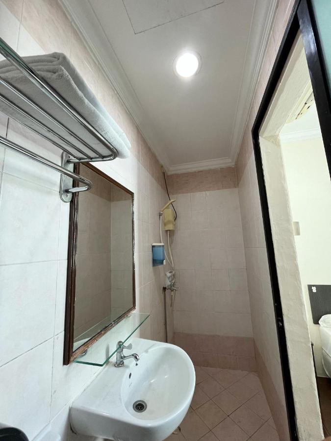 Hotel Amrise 3*