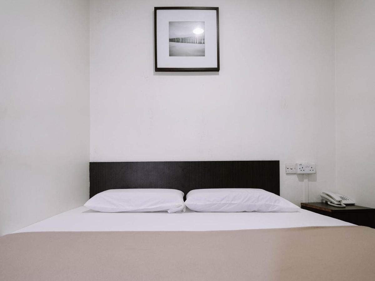 Hotel Amrise Singapore