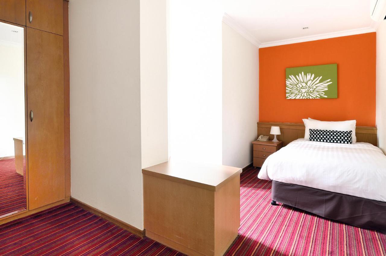 The Assembly Place At Stevens, Service Residences * Singapore