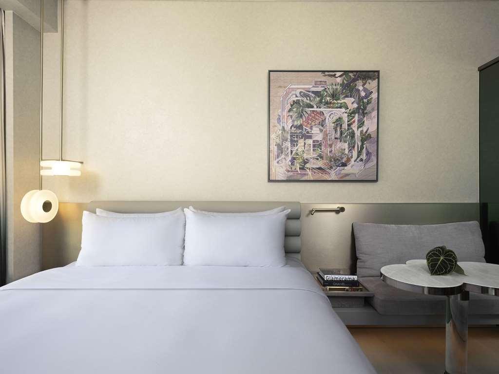 Mondrian Duxton Hotel *
