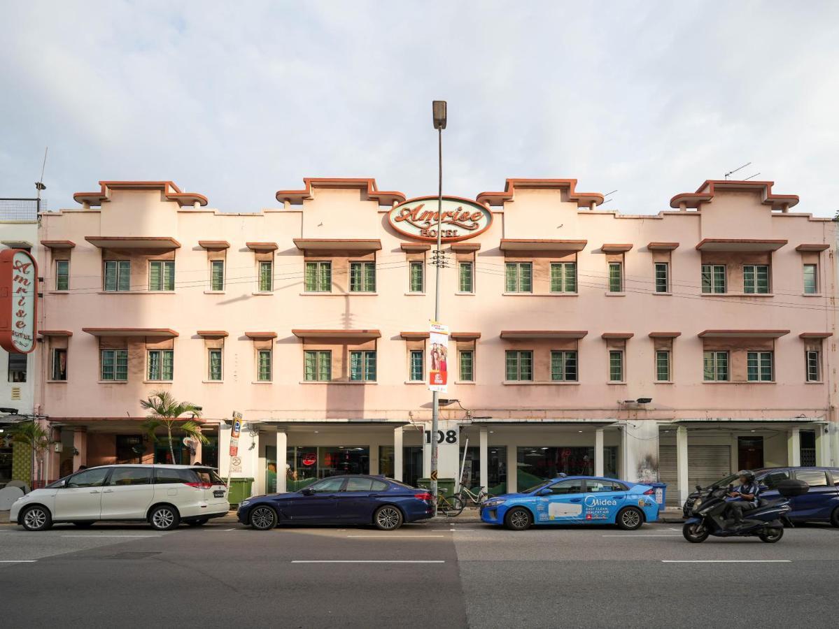 Amrise Hotel, Check In At 10pm, Check Out At 9am Hotel 3*