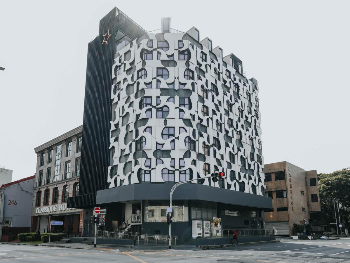 Hotel Amrise Kitchener, Check In 9pm, Check Out 8am 3*