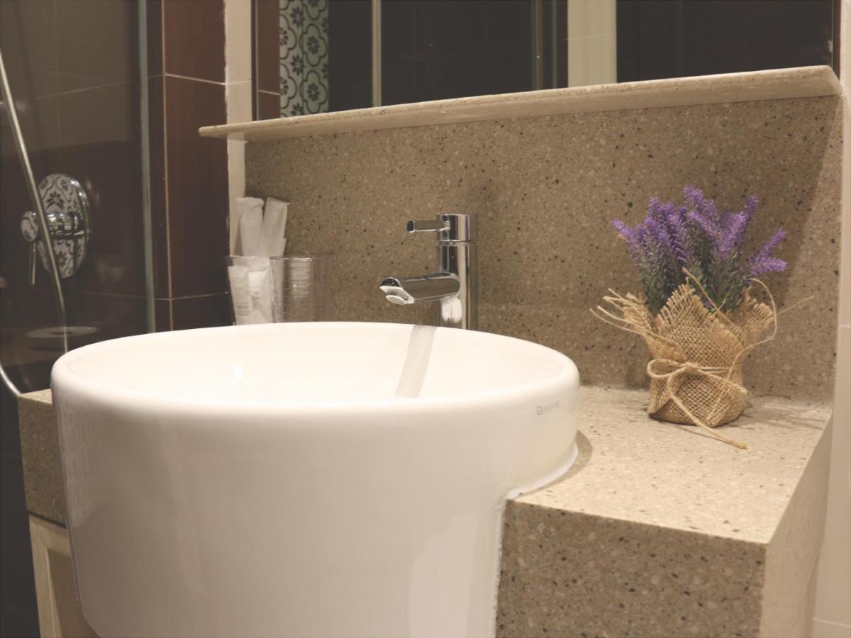 Aqueen Prestige Lavender 4* Singapore