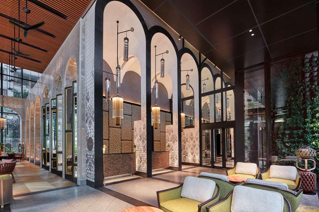 Hotel Artyzen *