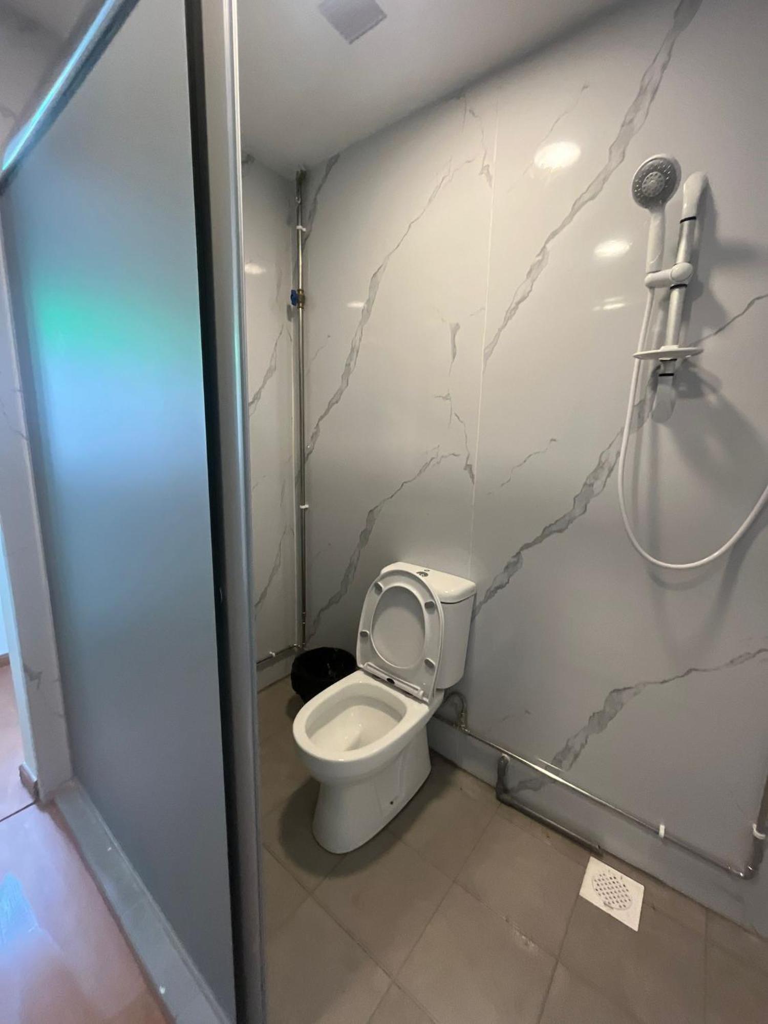 Duke Living Hostel Singapore