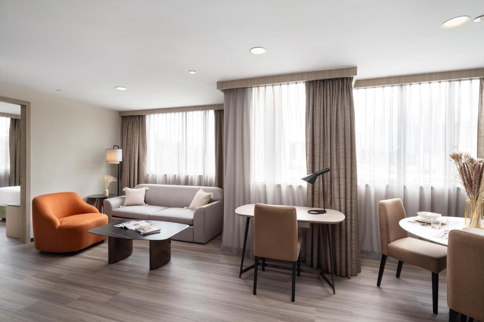 Park Avenue Clemenceau Aparthotel