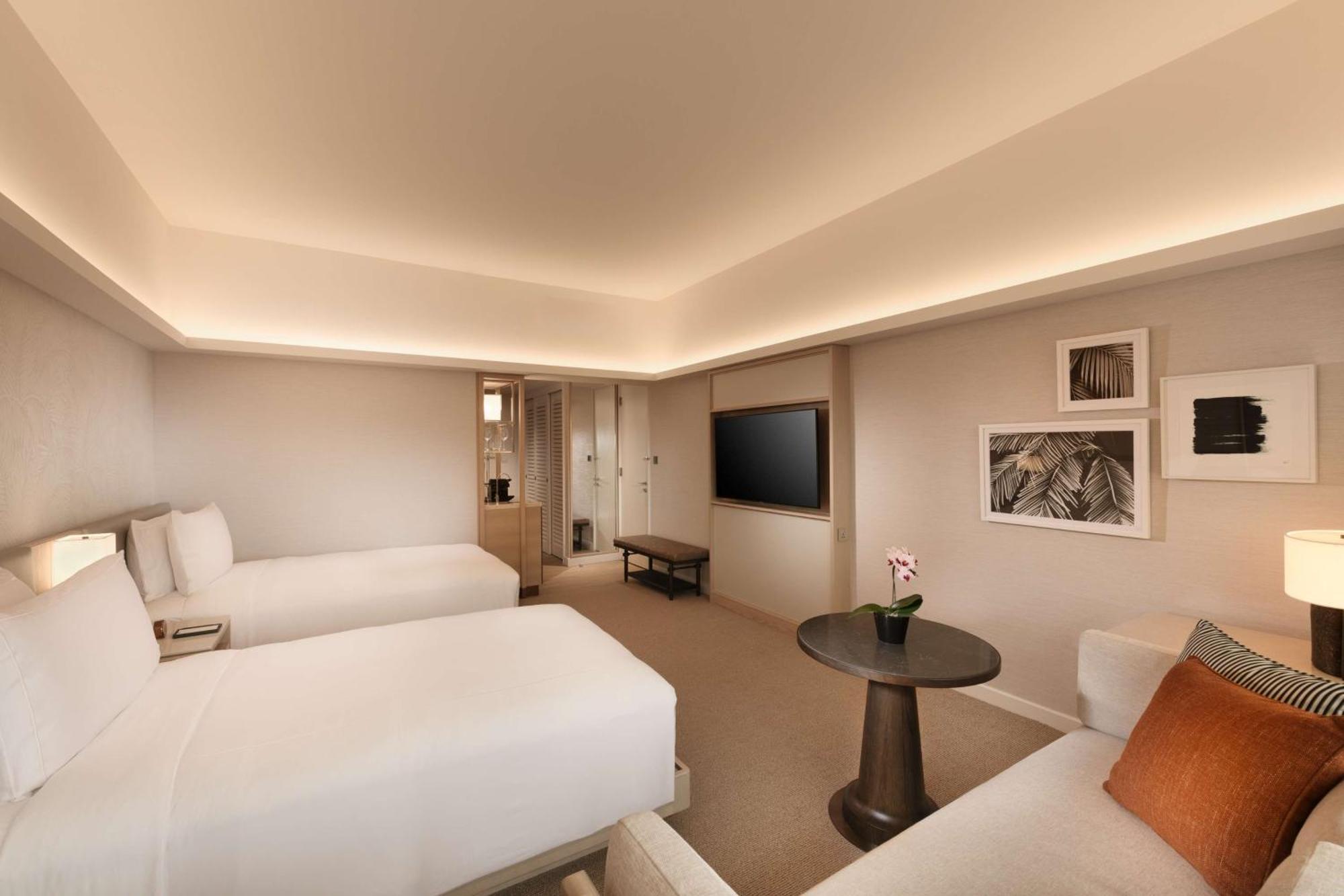 Conrad Orchard Hotel