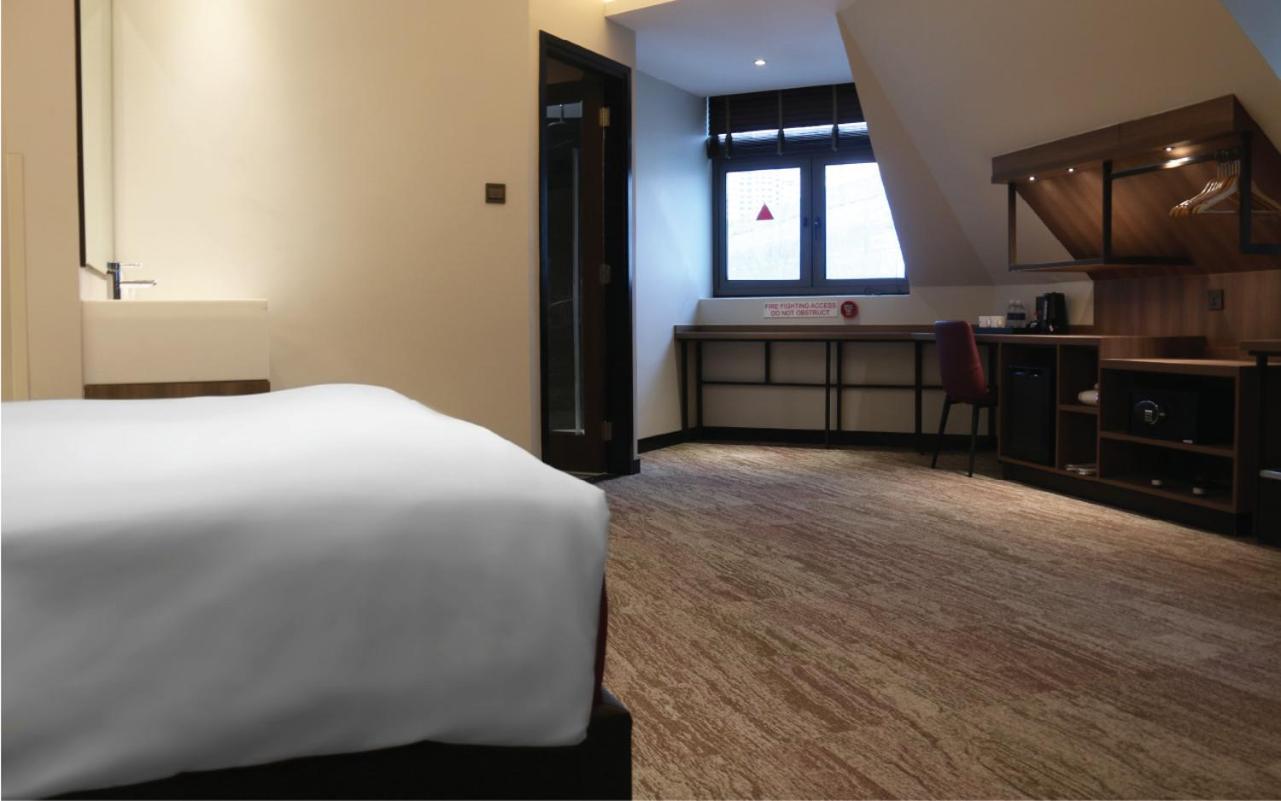 Hotel Aqueen Prestige Lavender