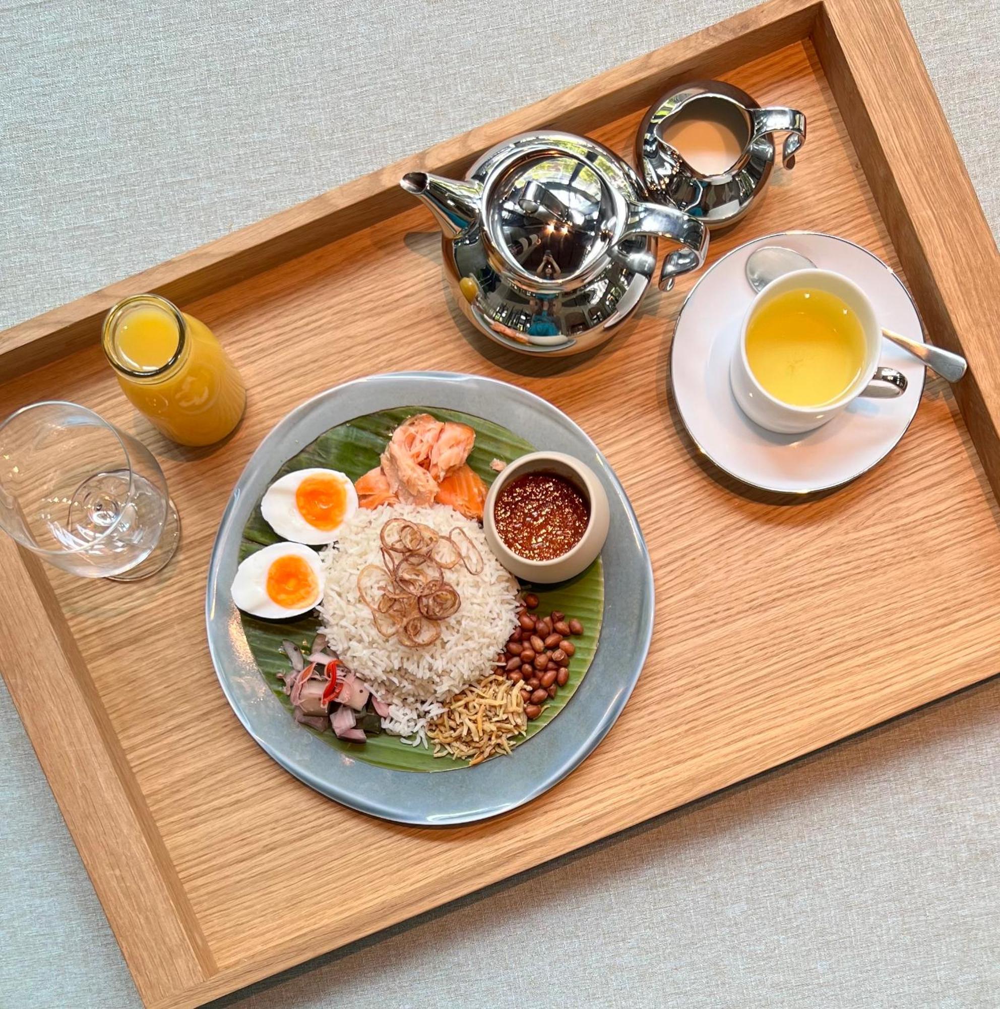 Hotel Artyzen 5*