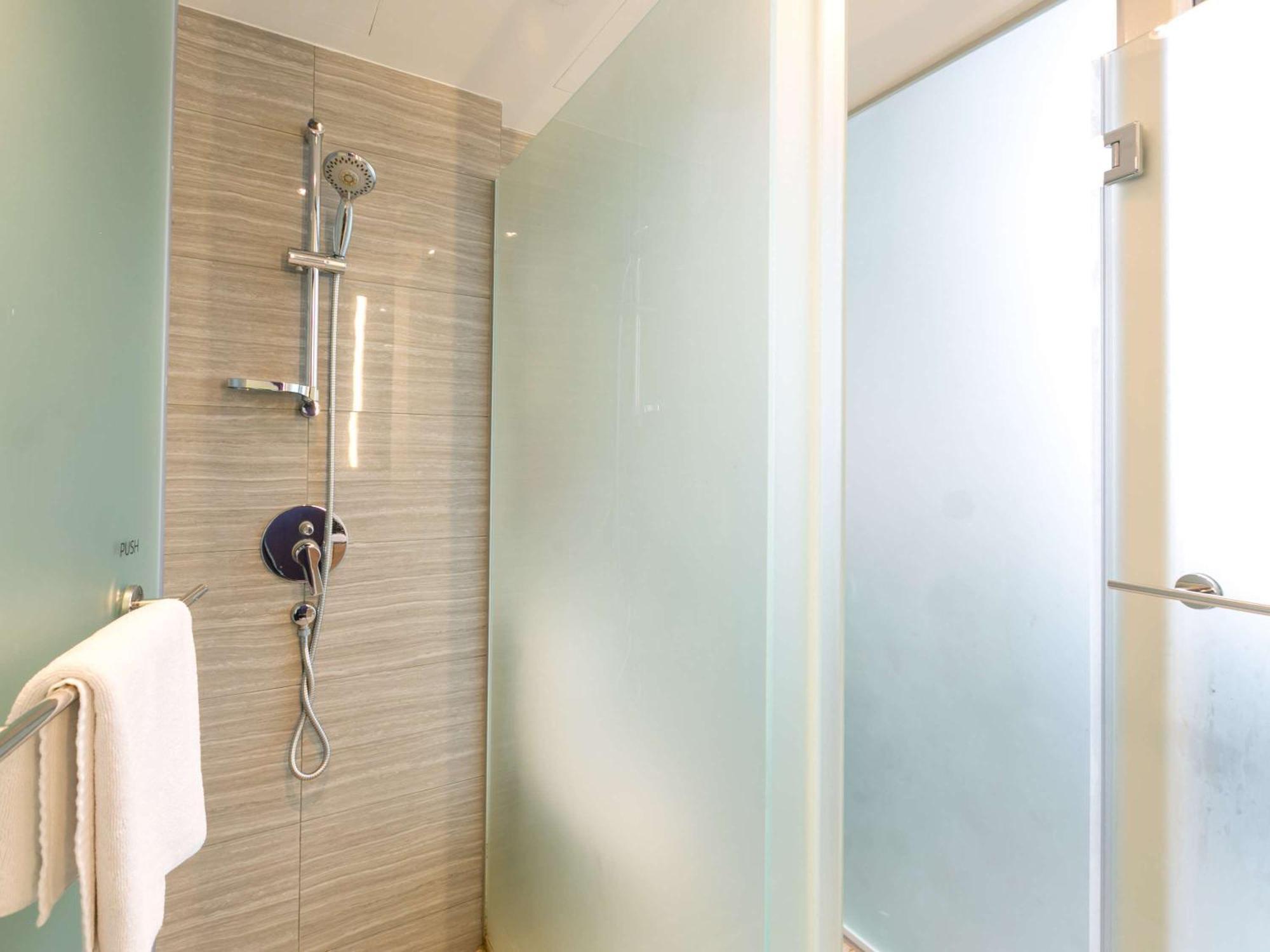 Hotel Mercure Bugis Singapore