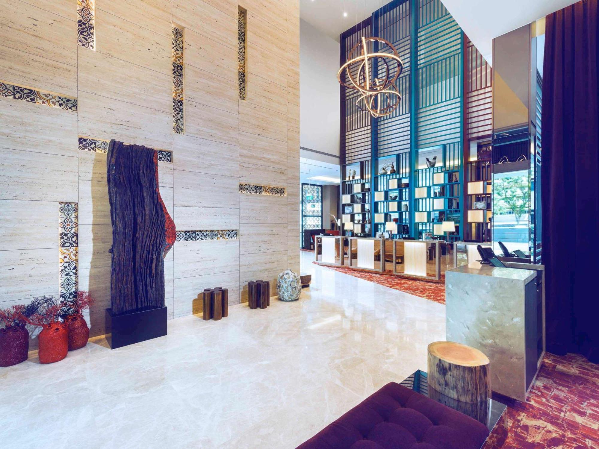 Mercure Bugis 4*