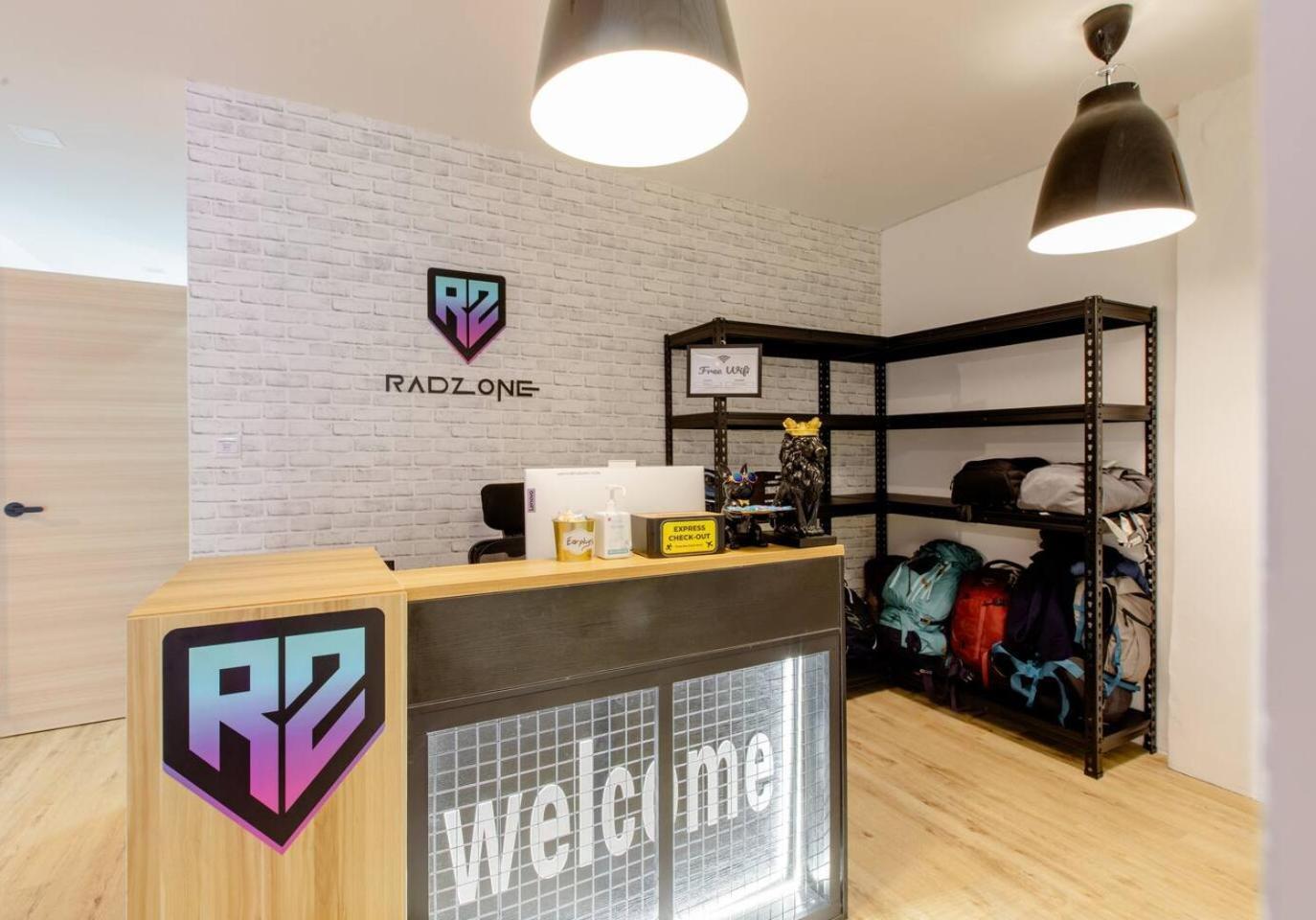 Radzone * Singapore