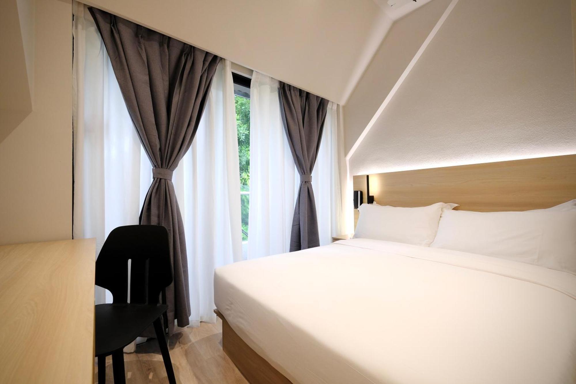 Rest Bugis Hotel