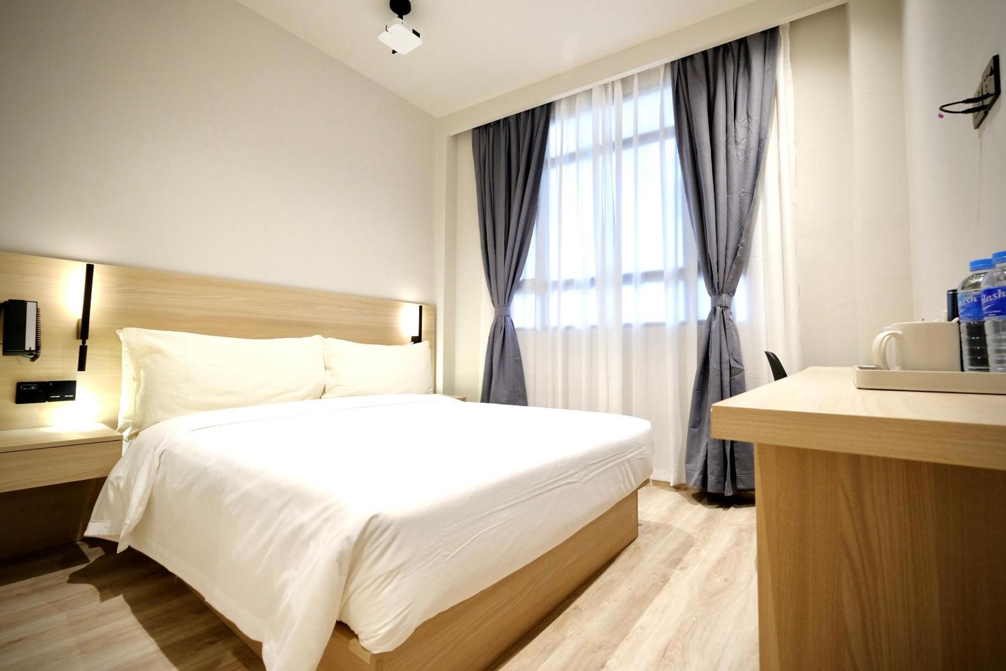 Rest Bugis 4*