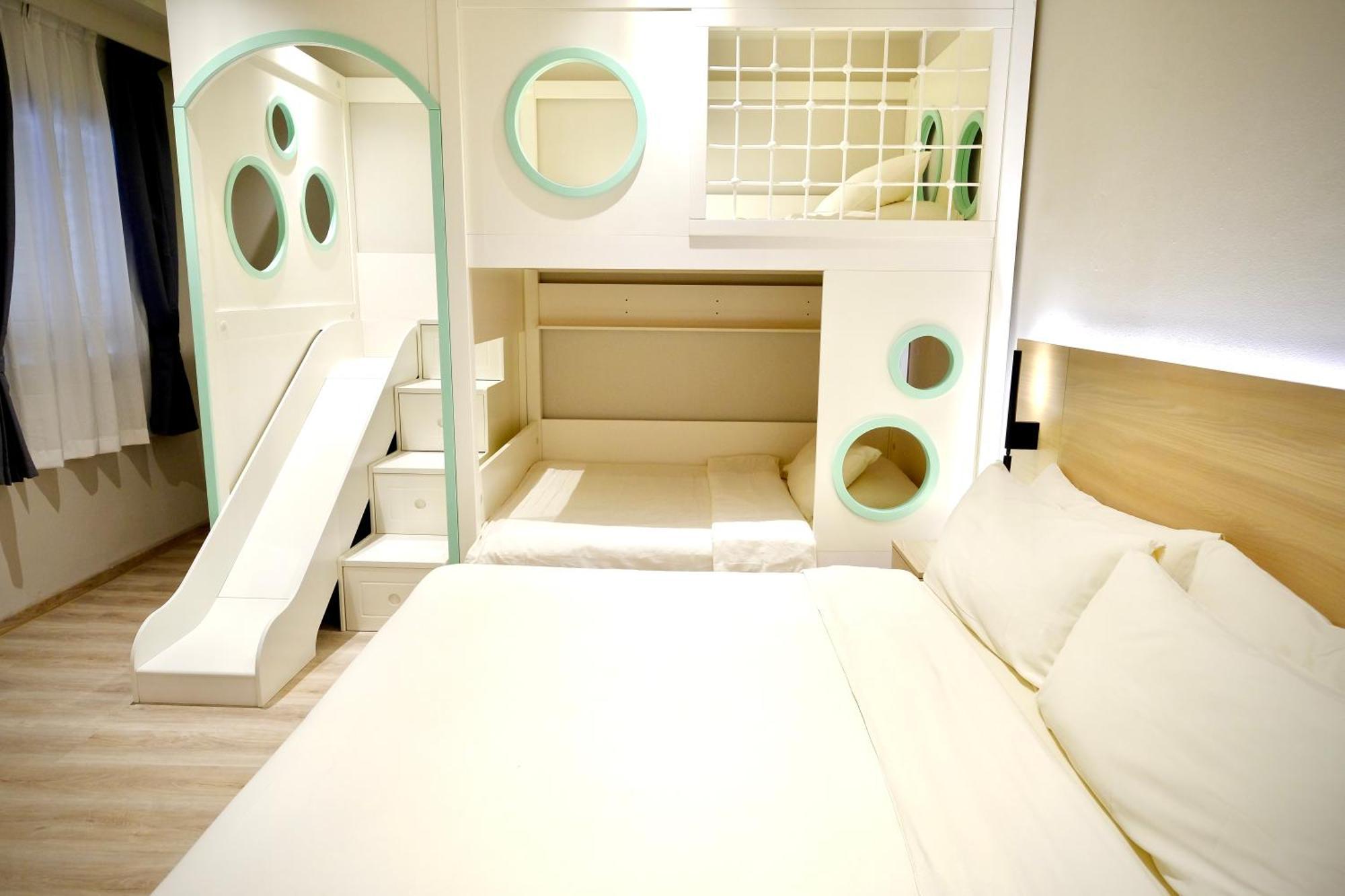Rest Bugis Hotel 4*