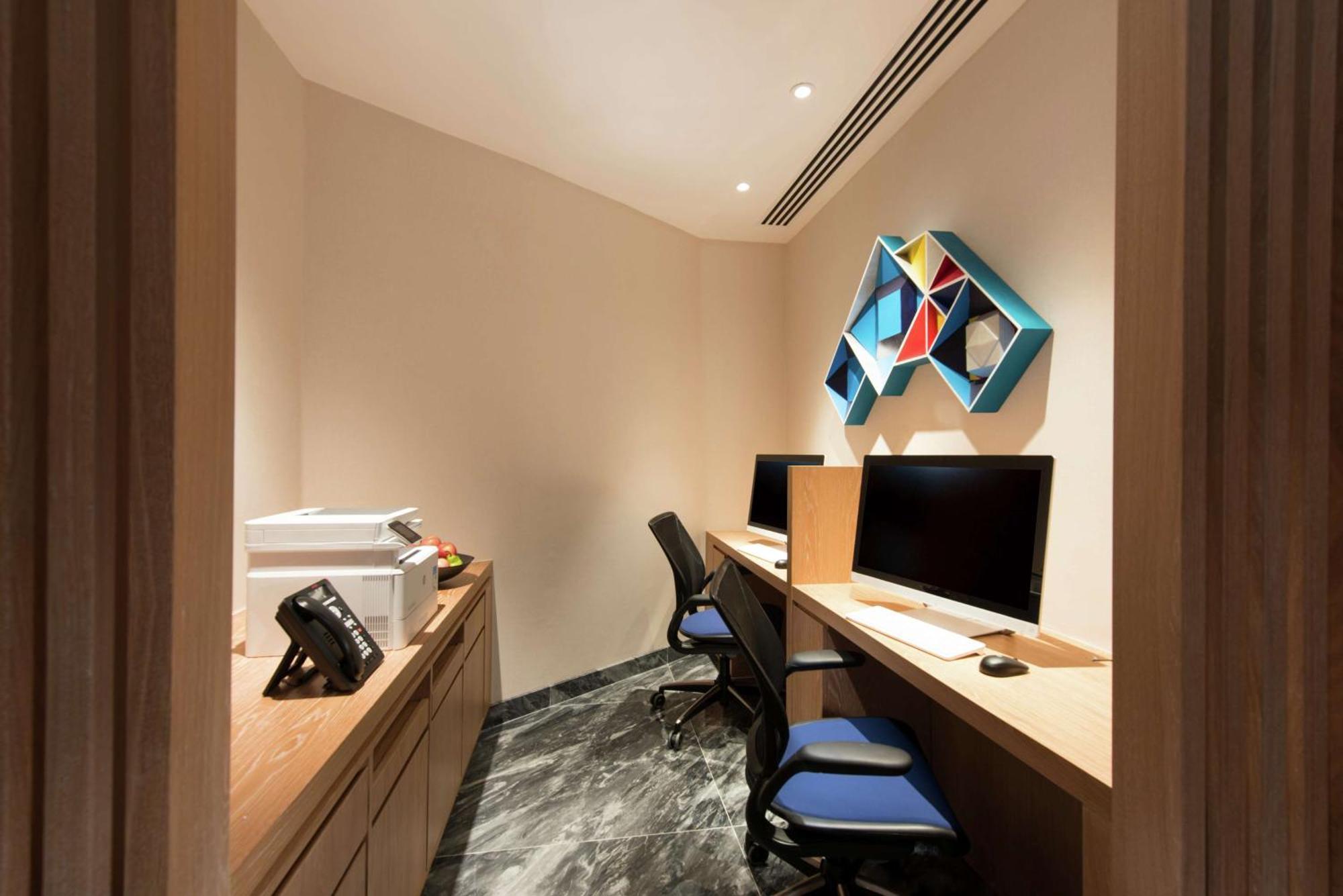 Hilton Garden Serangoon 4* Singapore