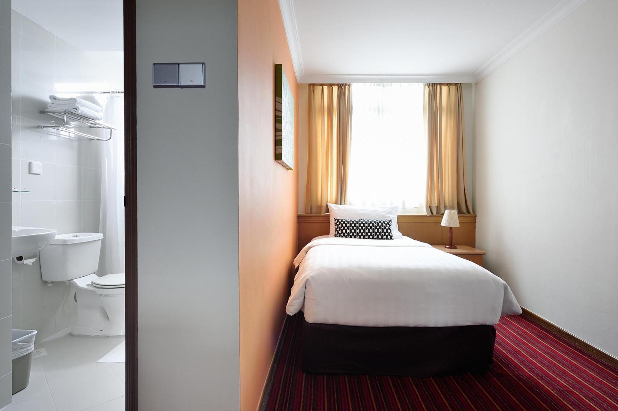 The Assembly Place At Stevens, Service Residences * Singapore