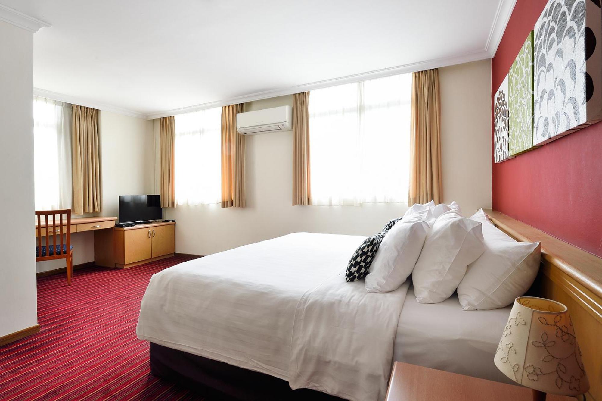 Aparthotel The Assembly Place At Stevens, Service Residences *
