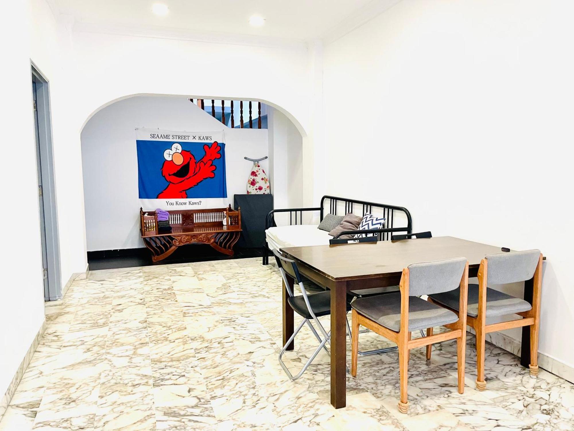 Apartment Convenient Rare House In Singapore