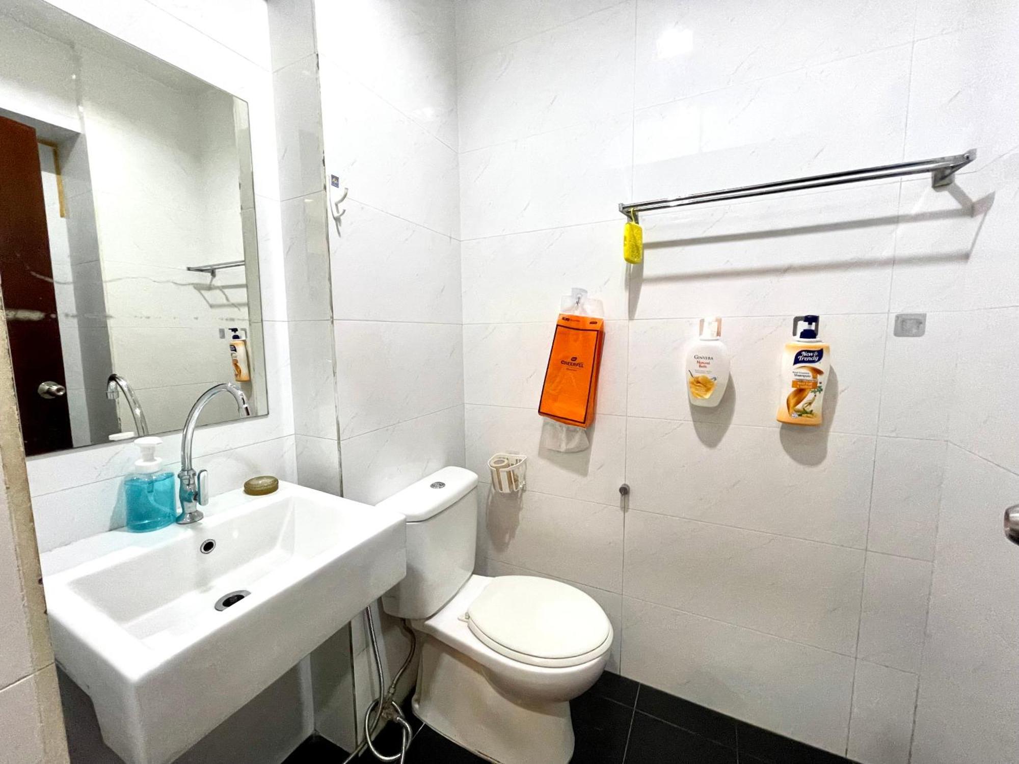 Apartment Convenient Rare House In