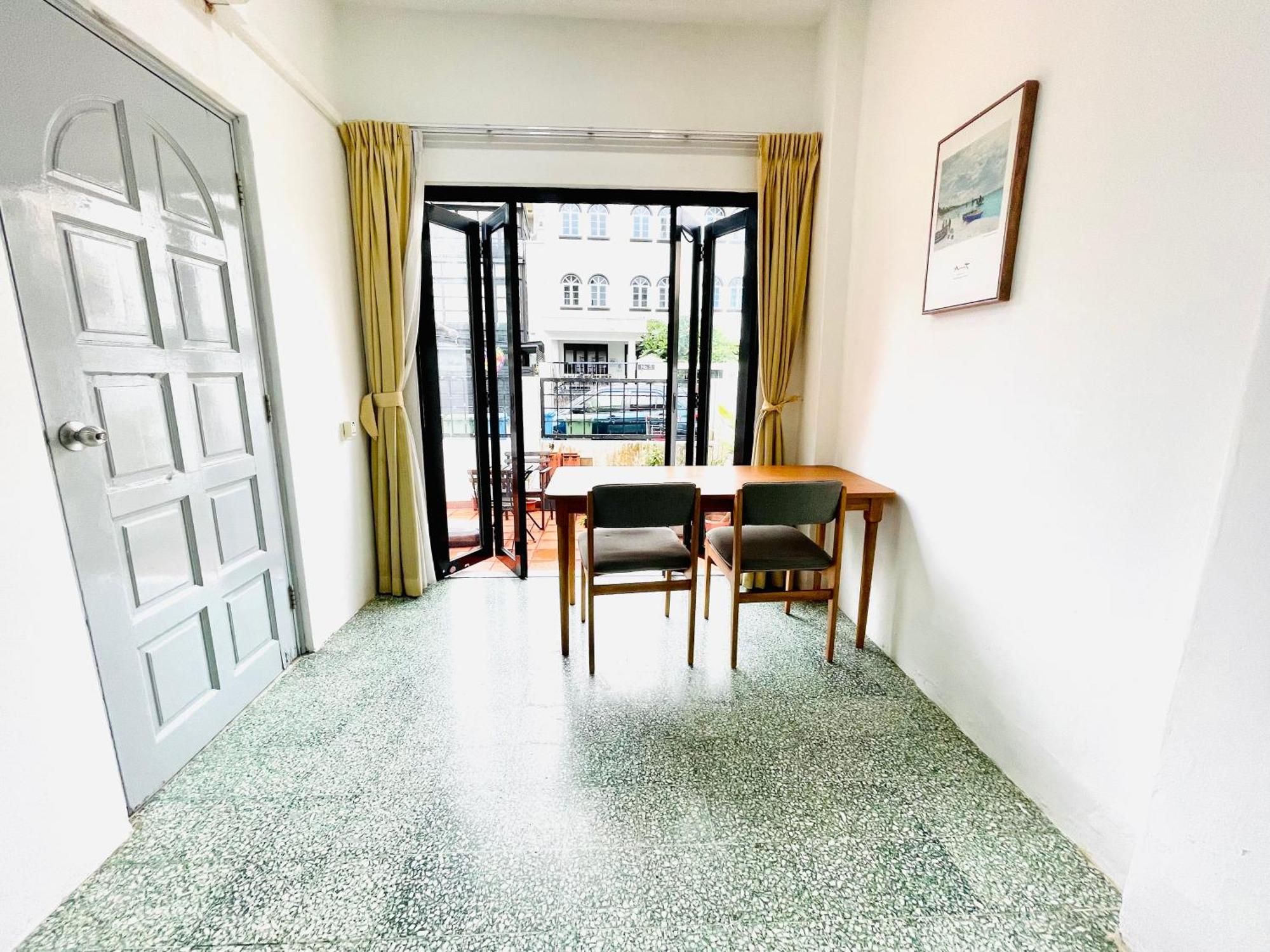 Apartment Convenient Rare House In *
