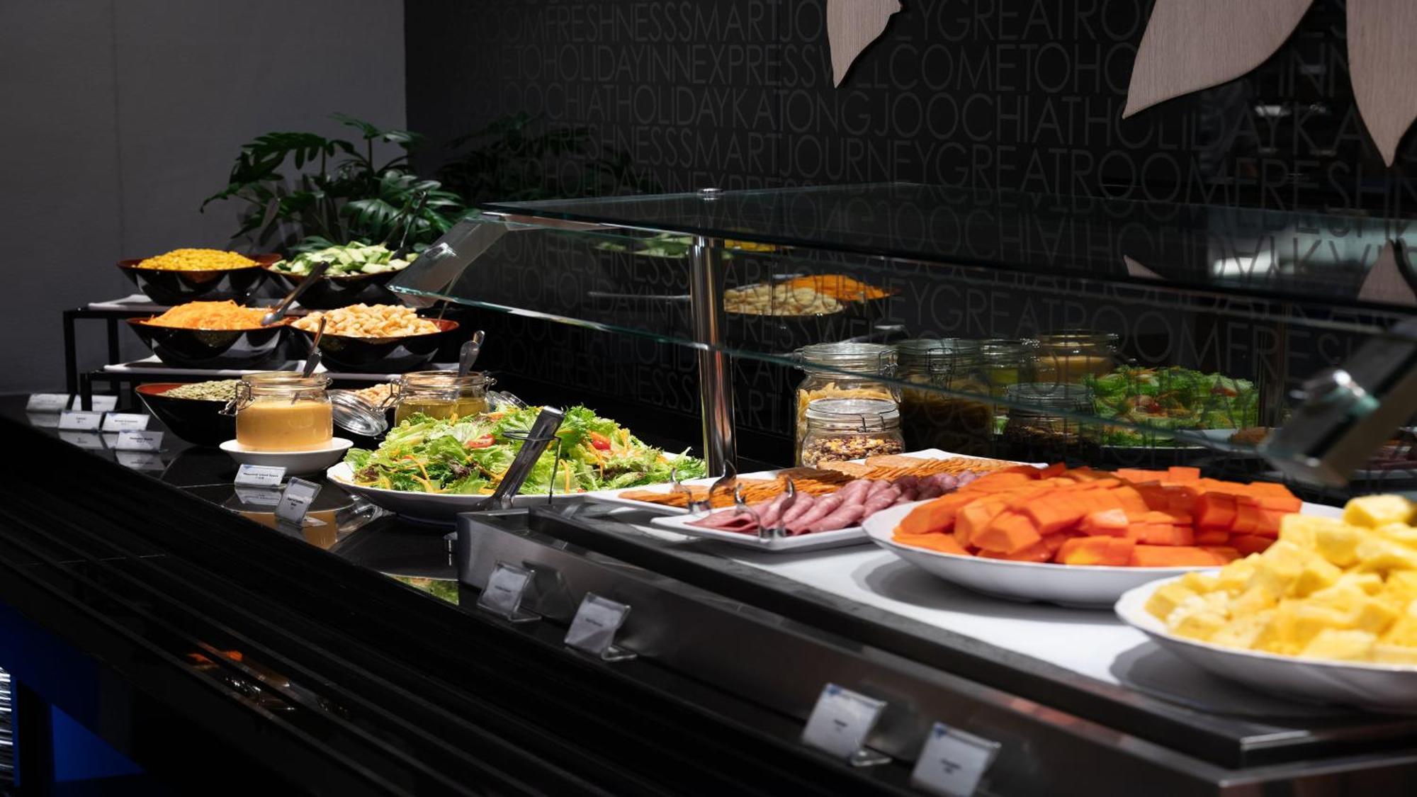 Hotel Express Katong By Ihg 4*