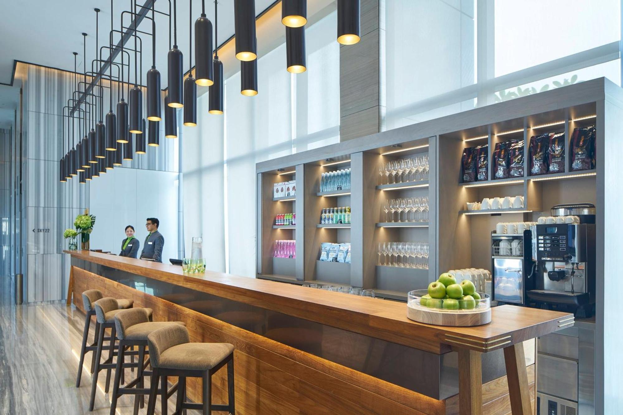 Courtyard By Marriott Novena 4*